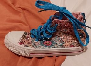 Hi-top sneakers Size 11